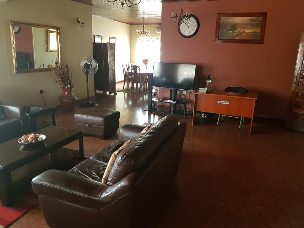 Benconi Lodge Accra Kültér fotó